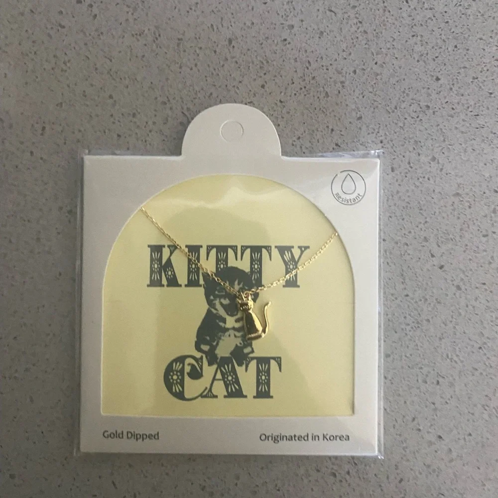 Elegant Gold Dipped Cat Pendant Necklace